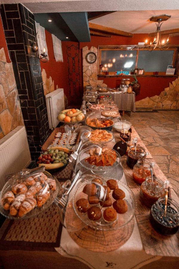 קורצ'ה Vila Eden Boutique Hotel מראה חיצוני תמונה