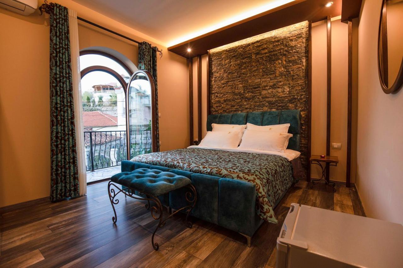 קורצ'ה Vila Eden Boutique Hotel מראה חיצוני תמונה