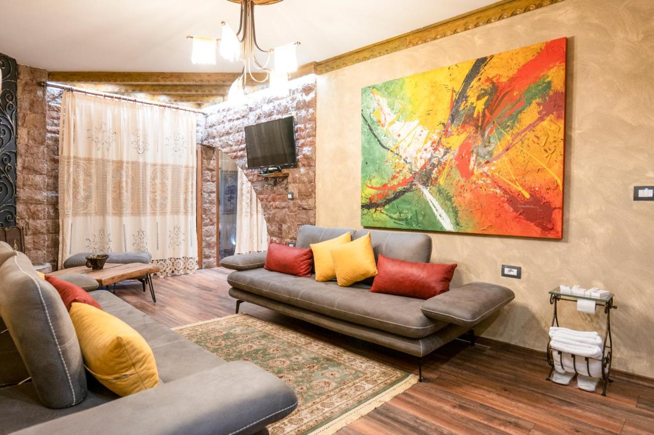 קורצ'ה Vila Eden Boutique Hotel מראה חיצוני תמונה
