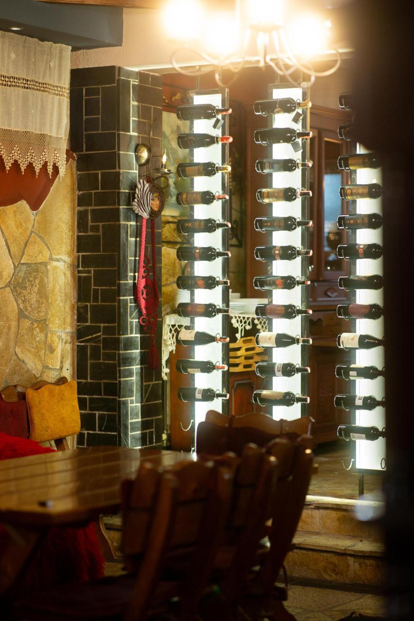 קורצ'ה Vila Eden Boutique Hotel מראה חיצוני תמונה