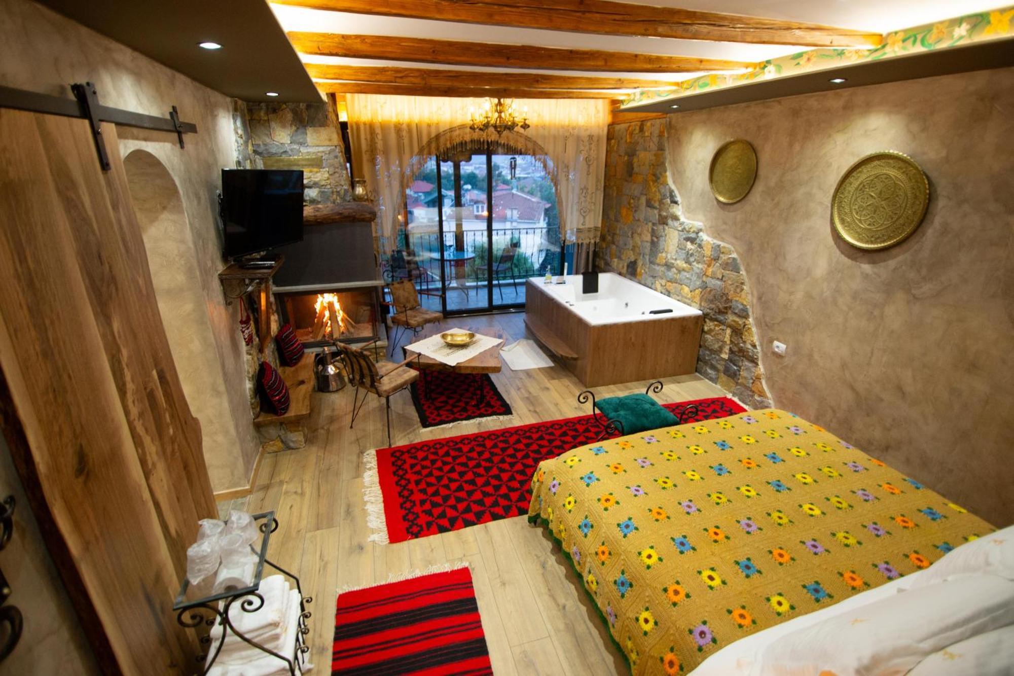 קורצ'ה Vila Eden Boutique Hotel מראה חיצוני תמונה